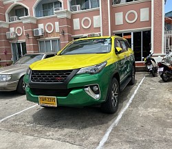 Fortuner Taxi Suv