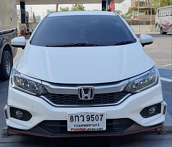 Honda 4 ที่นั่งพร้อมคนขับ